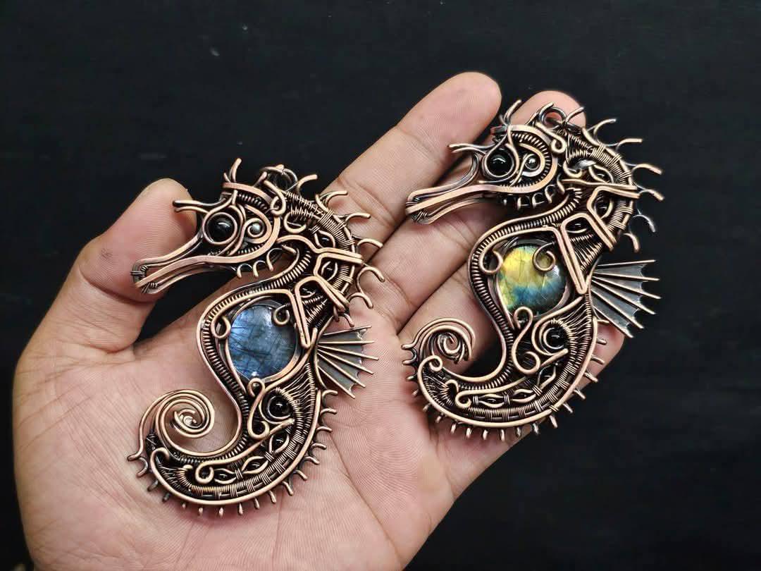 Seahorse pendant